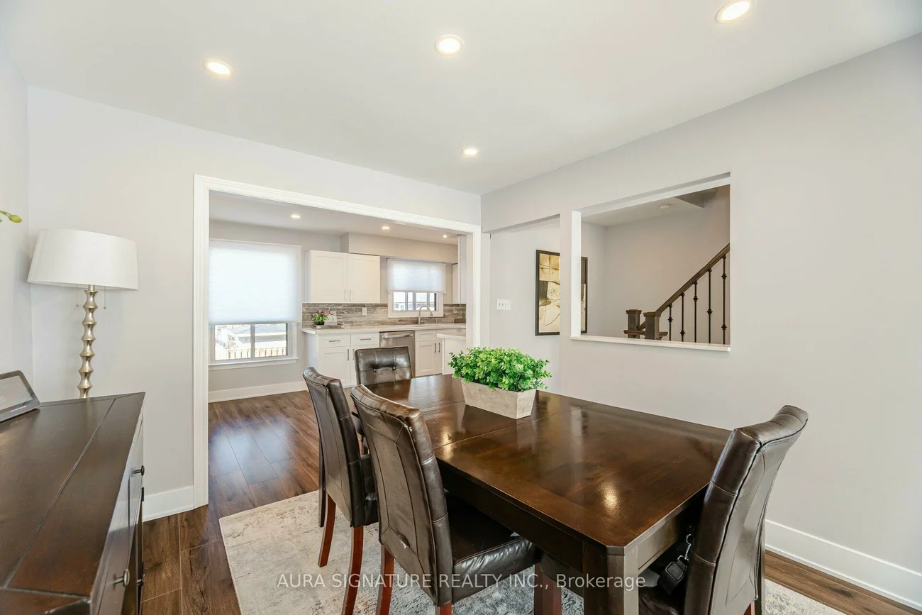 88, Rainbow, West Woodbridge, Vaughan