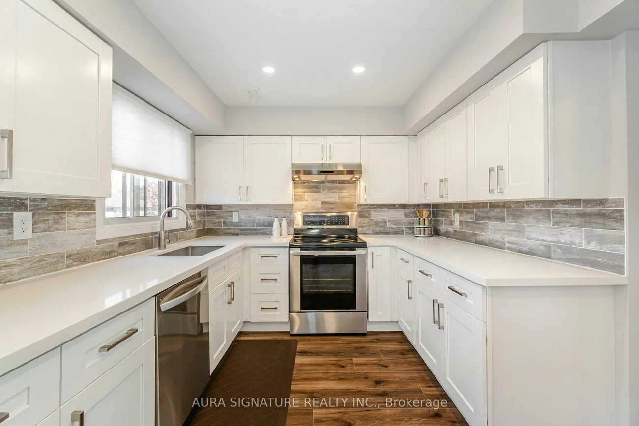 88, Rainbow, West Woodbridge, Vaughan