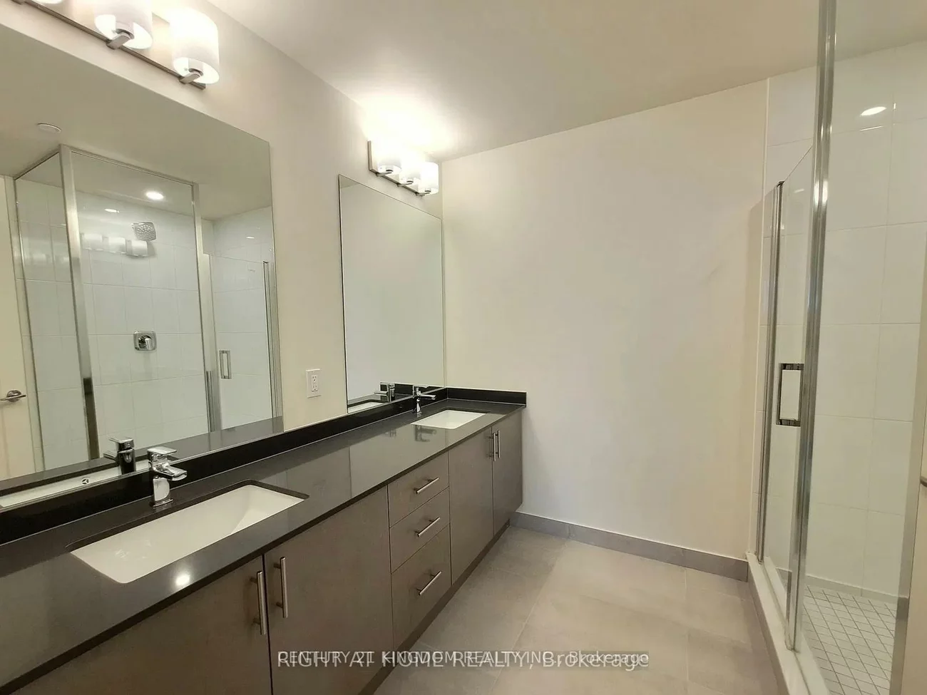8960, Jane, Concord, Vaughan