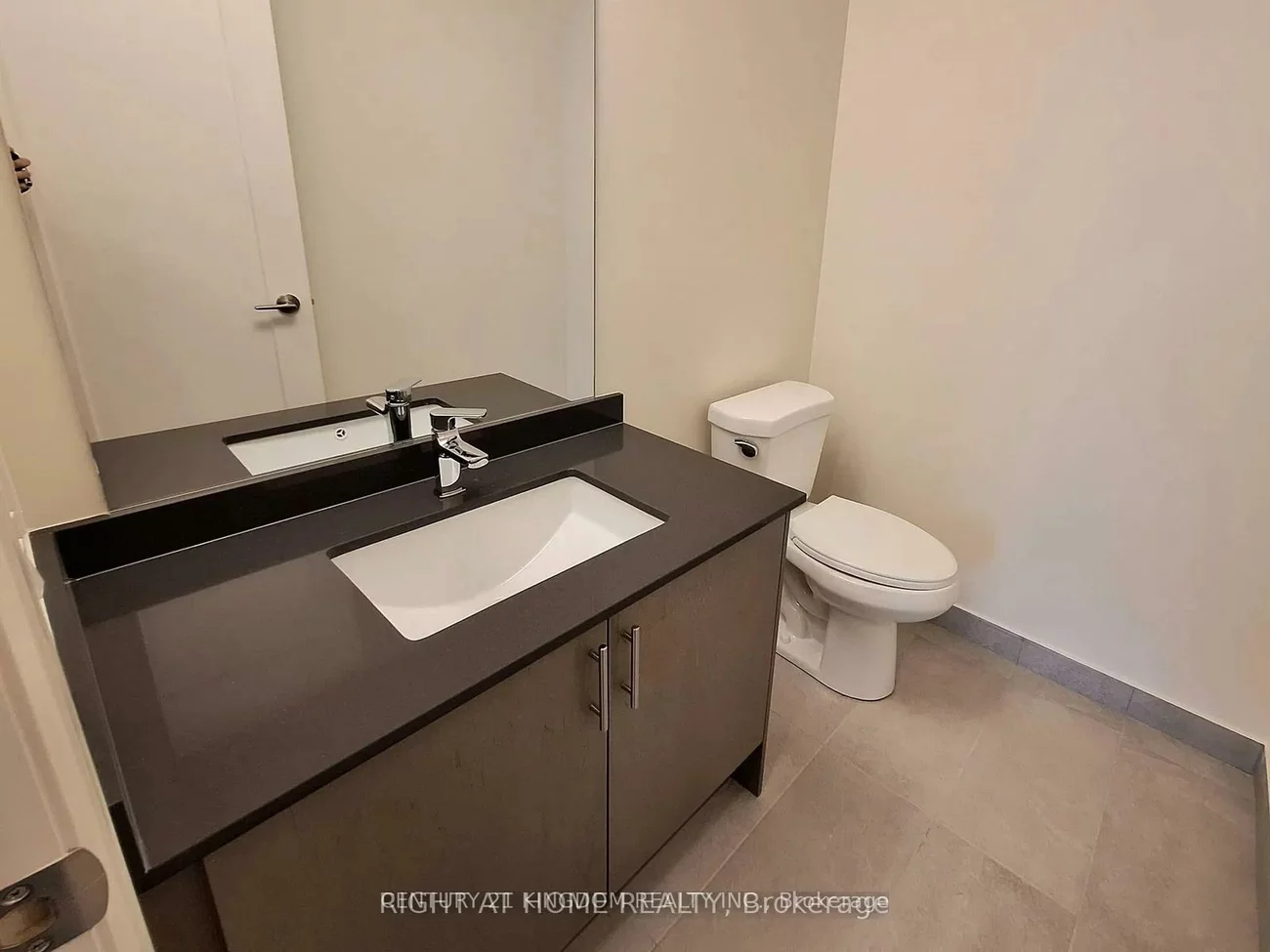 8960, Jane, Concord, Vaughan