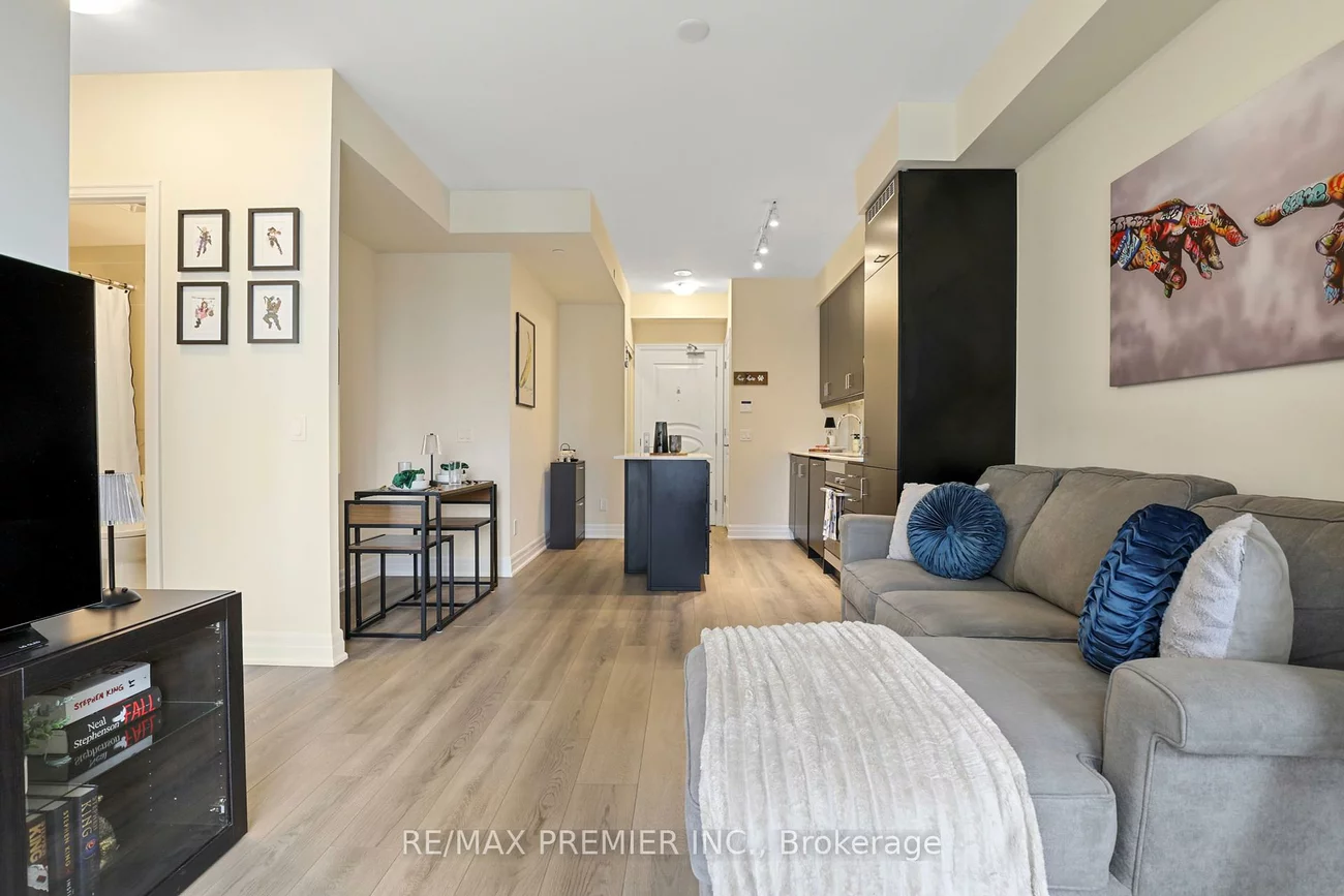 9085, Jane, Concord, Vaughan
