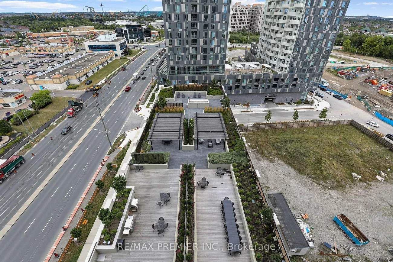 9085, Jane, Concord, Vaughan