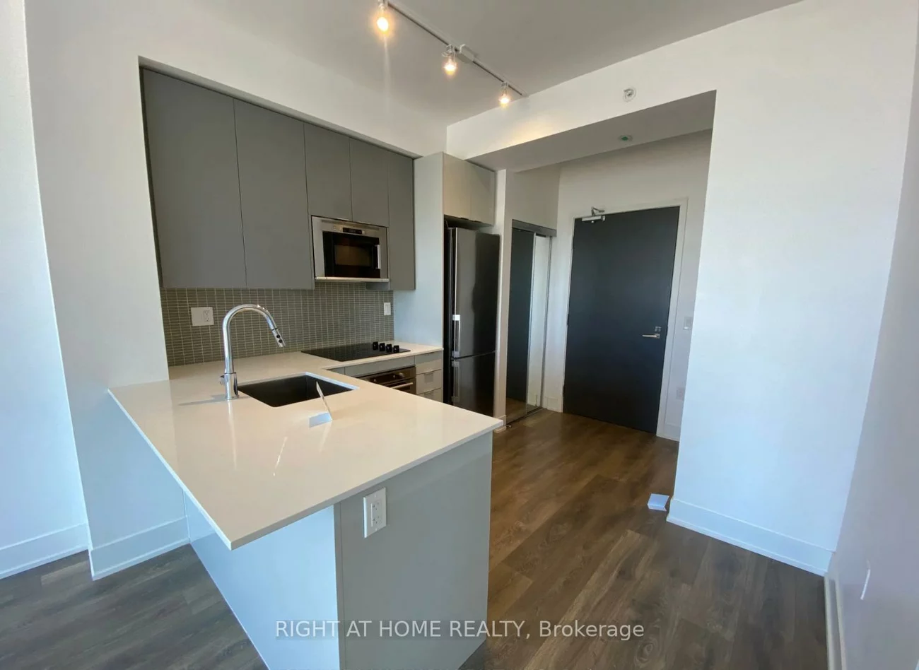 2916, Highway 7, Concord, Vaughan