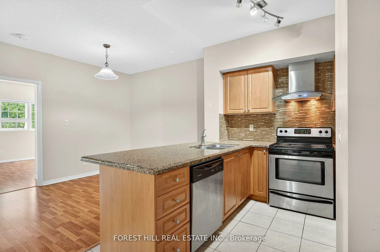 9451, Jane, Maple, Vaughan