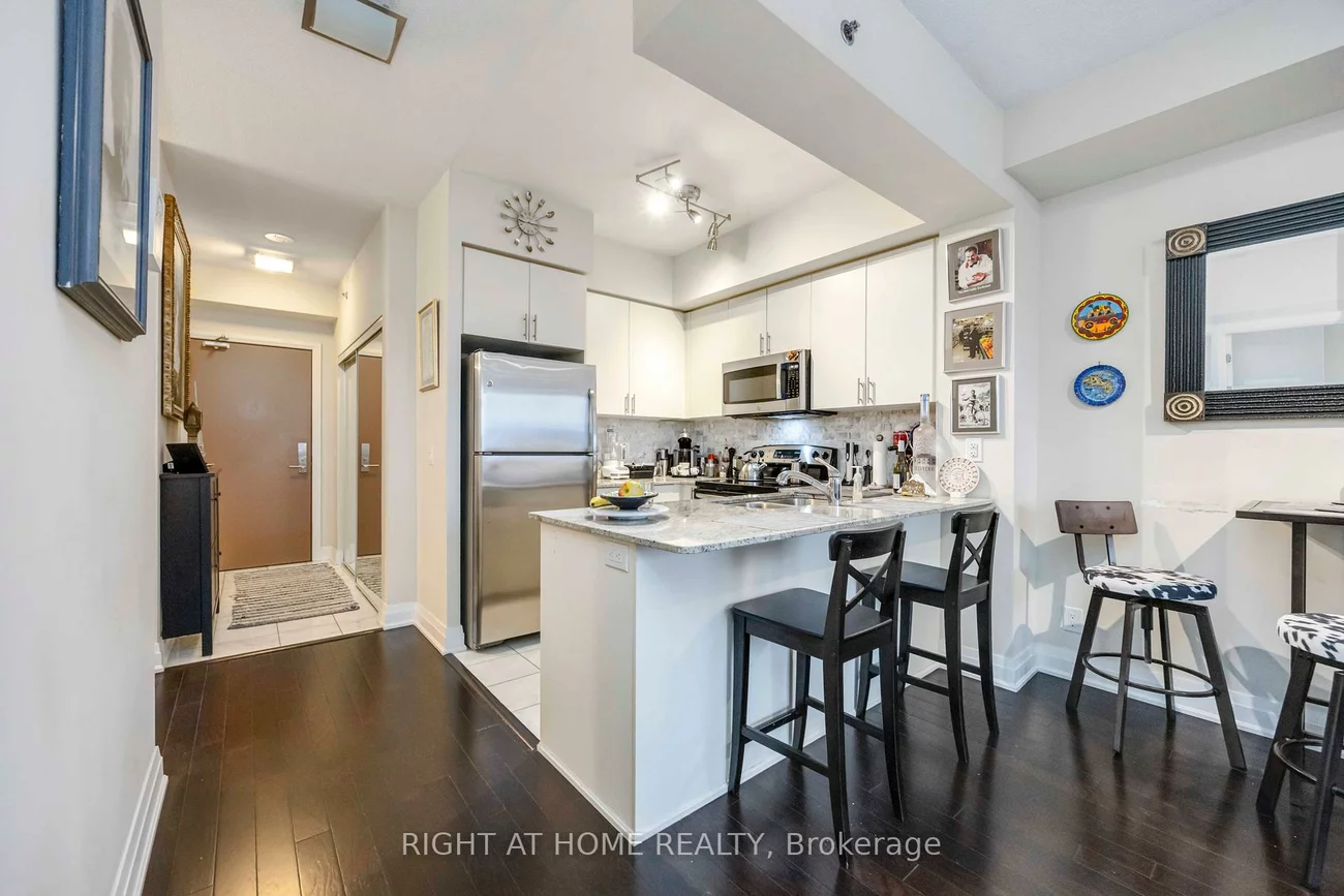 520, Steeles, Crestwood-Springfarm-Yorkhill, Vaughan