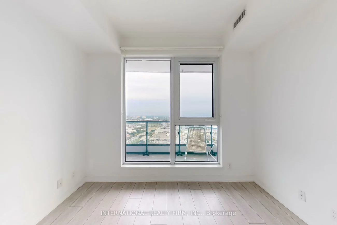 950, Portage, Vaughan Corporate Centre, Vaughan
