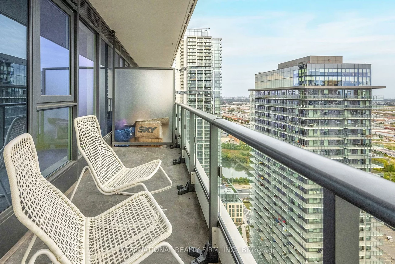 950, Portage, Vaughan Corporate Centre, Vaughan