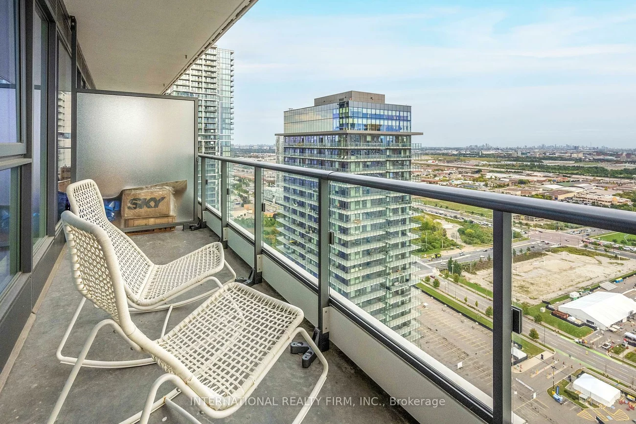 950, Portage, Vaughan Corporate Centre, Vaughan