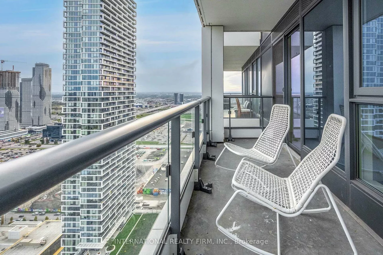 950, Portage, Vaughan Corporate Centre, Vaughan