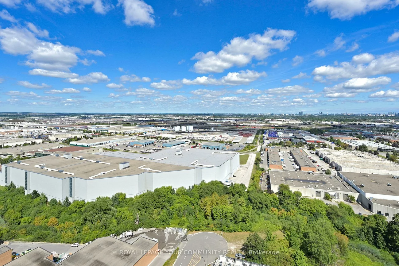 7895, Jane, Concord, Vaughan