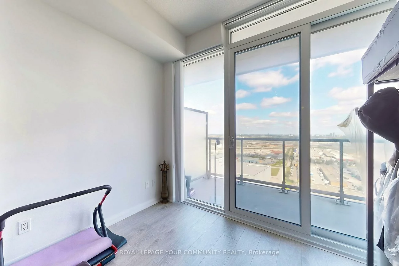 7895, Jane, Concord, Vaughan