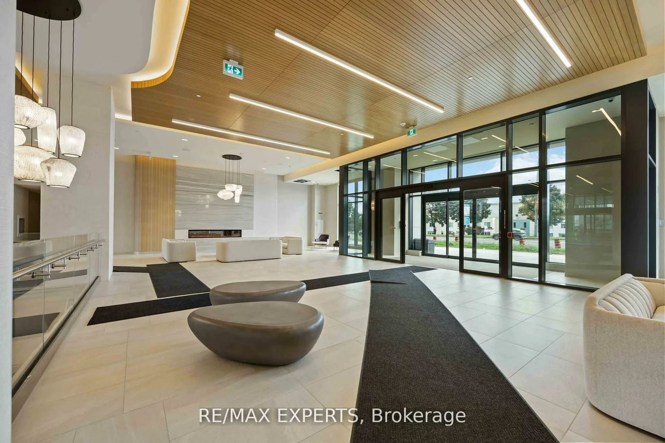 8960, Jane, Vellore Village, Vaughan