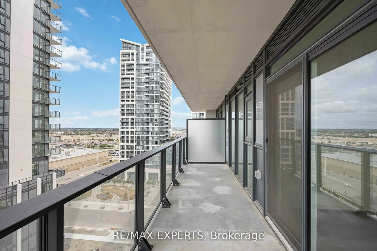 8960, Jane, Vellore Village, Vaughan