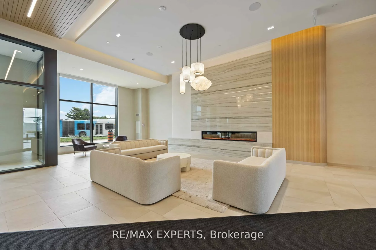 8960, Jane, Vellore Village, Vaughan