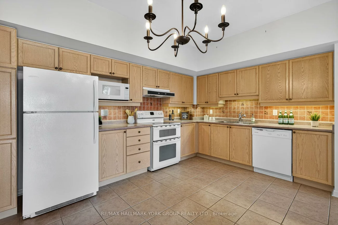 2500, Rutherford, Maple, Vaughan