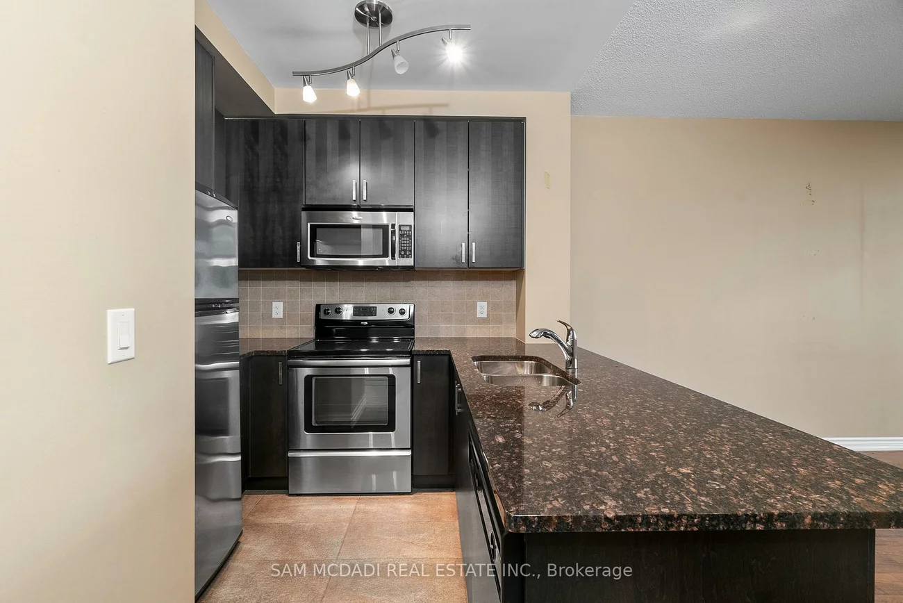 9235, Jane, Maple, Vaughan