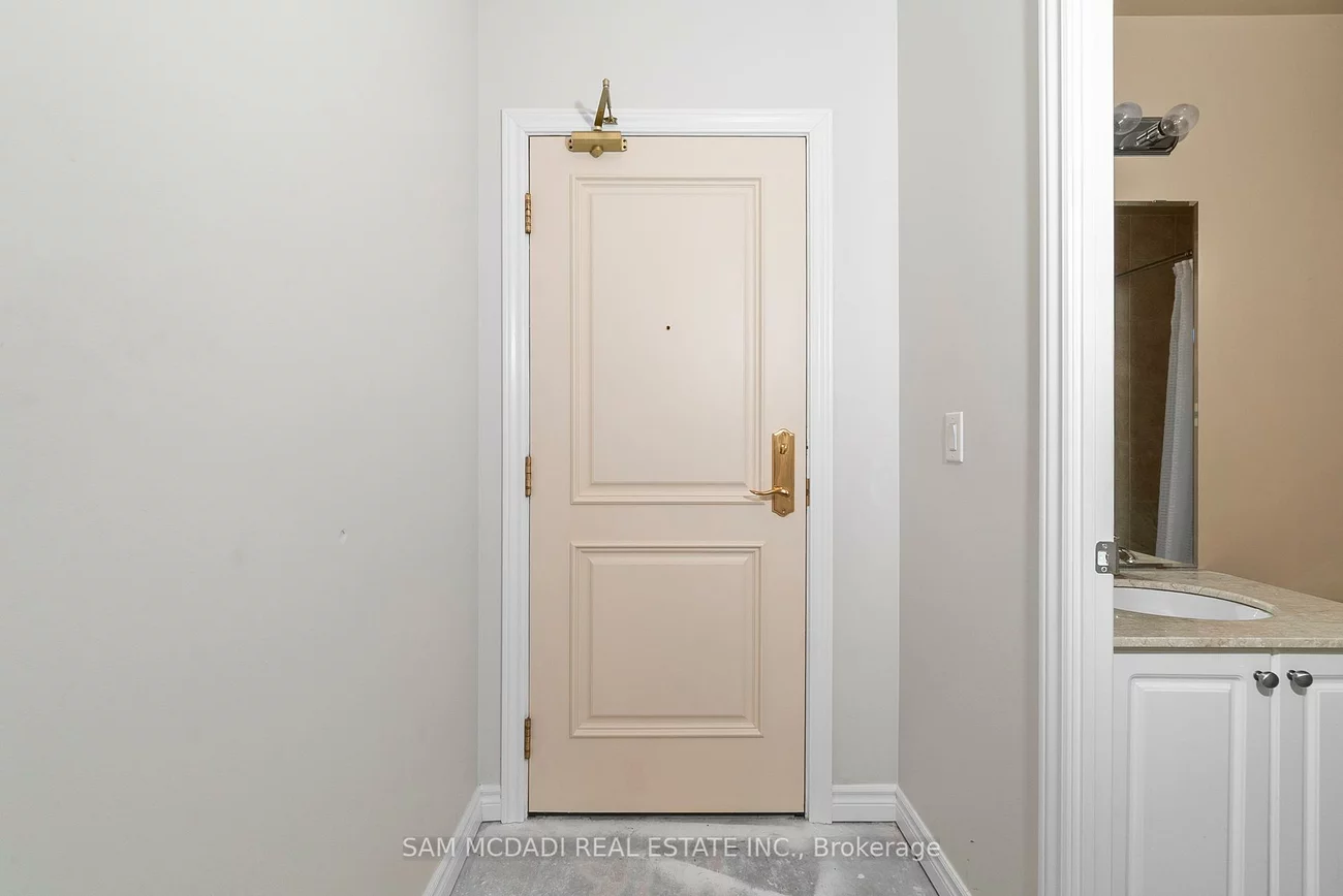 9235, Jane, Maple, Vaughan