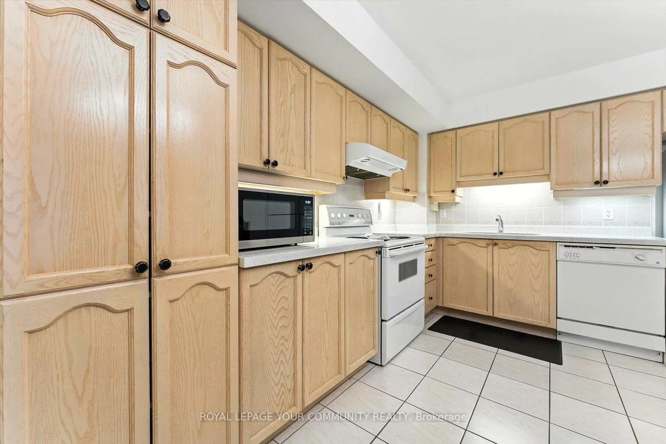 2502, Rutherford, Maple, Vaughan