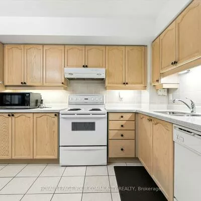 2502, Rutherford, Maple, Vaughan