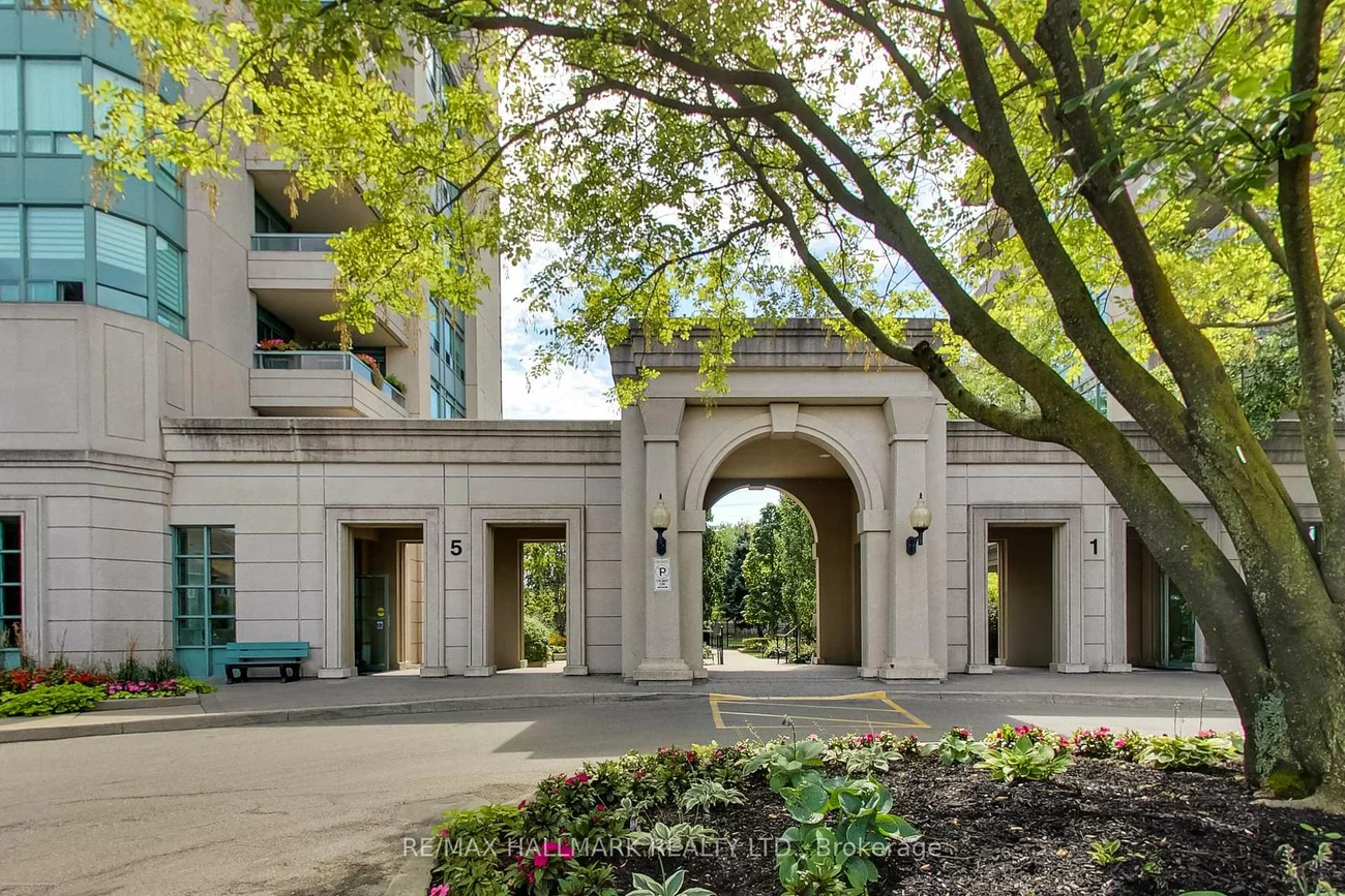 5, Emerald, Crestwood-Springfarm-Yorkhill, Vaughan