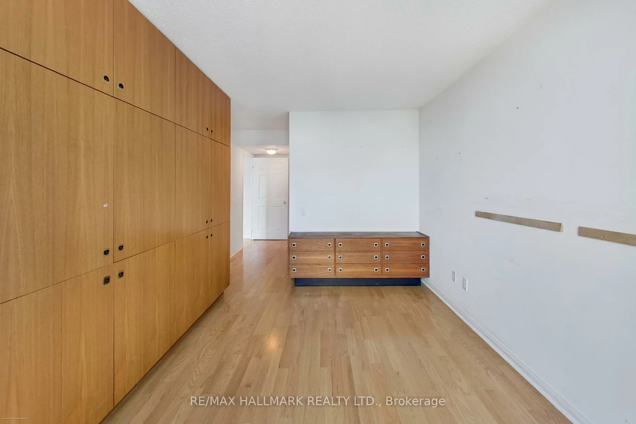 5, Emerald, Crestwood-Springfarm-Yorkhill, Vaughan
