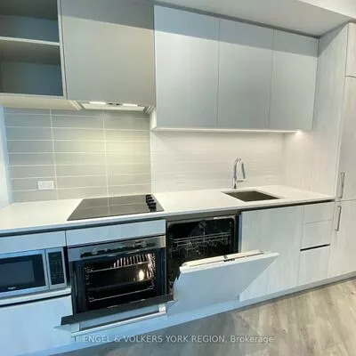 1000, Portage, Concord, Vaughan