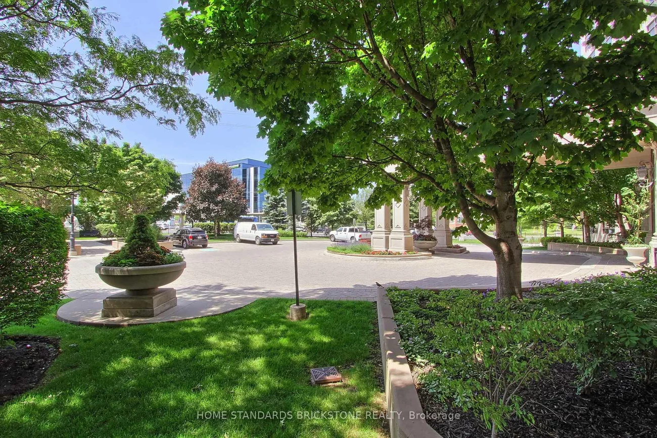 9225, Jane, Maple, Vaughan