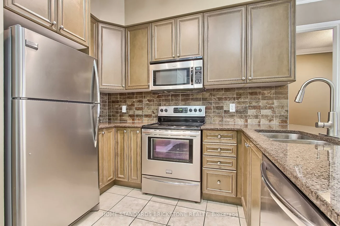 9225, Jane, Maple, Vaughan