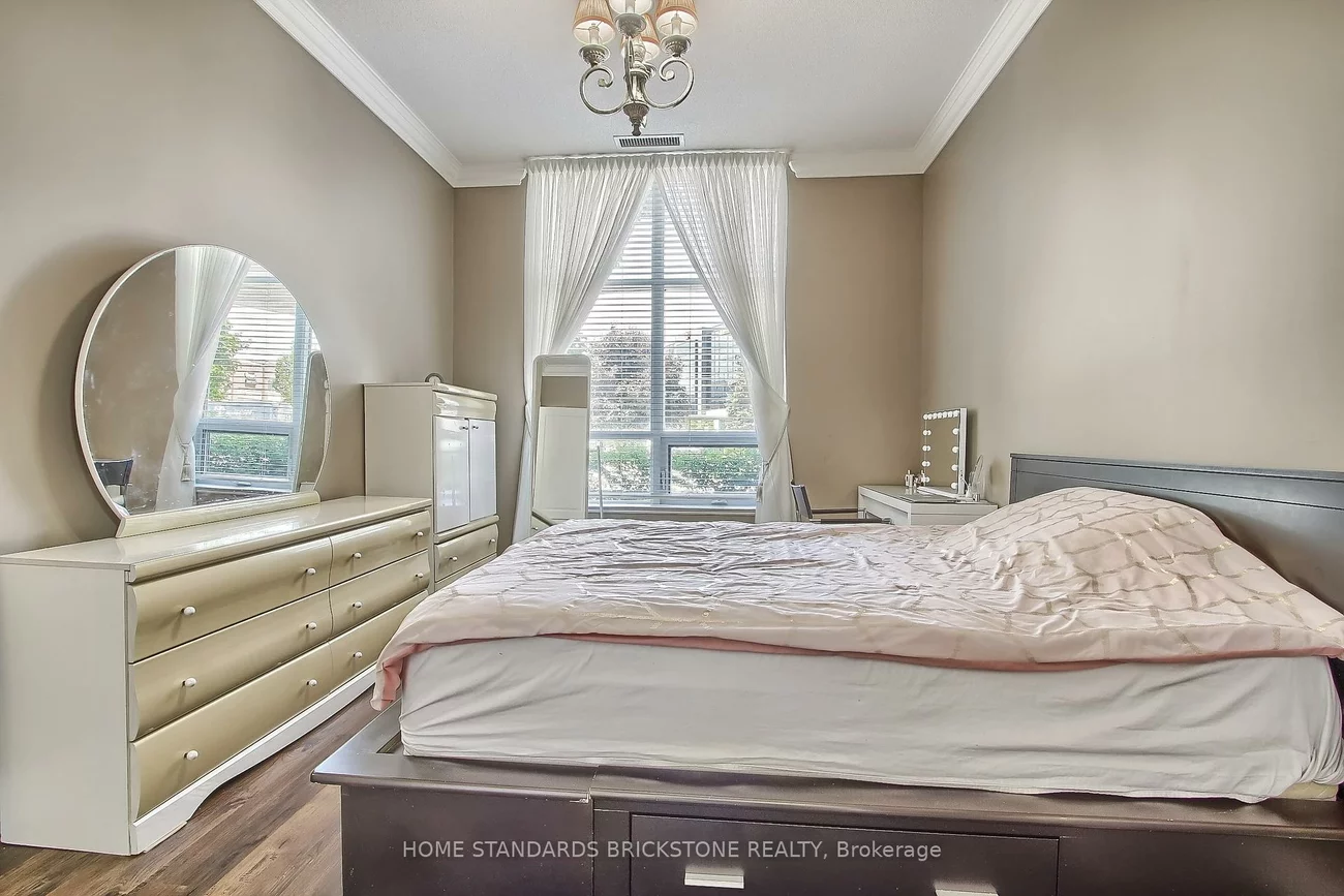 9225, Jane, Maple, Vaughan