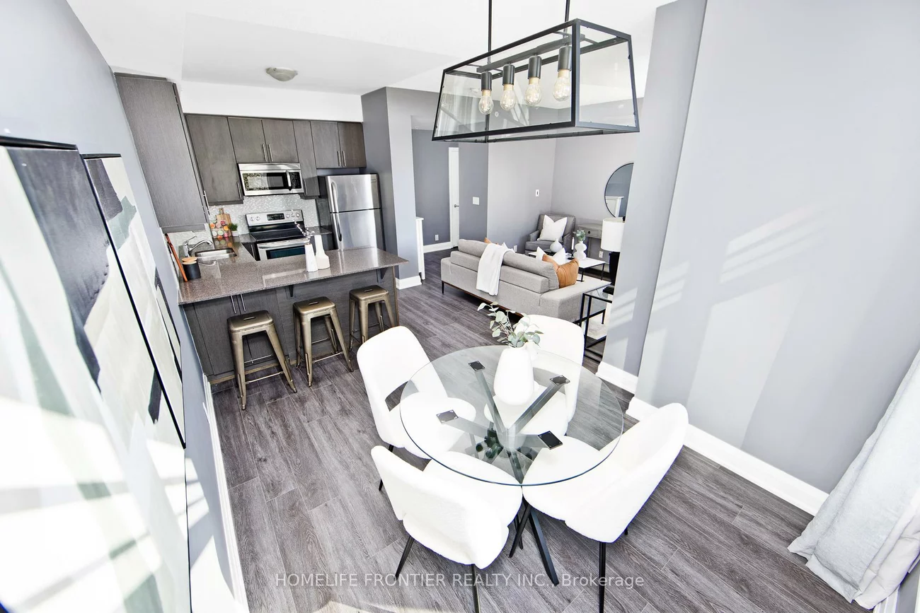12, Woodstream, Vaughan Grove, Vaughan