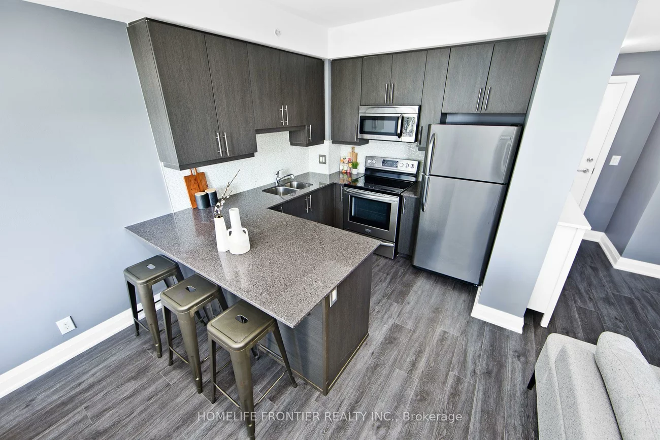 12, Woodstream, Vaughan Grove, Vaughan