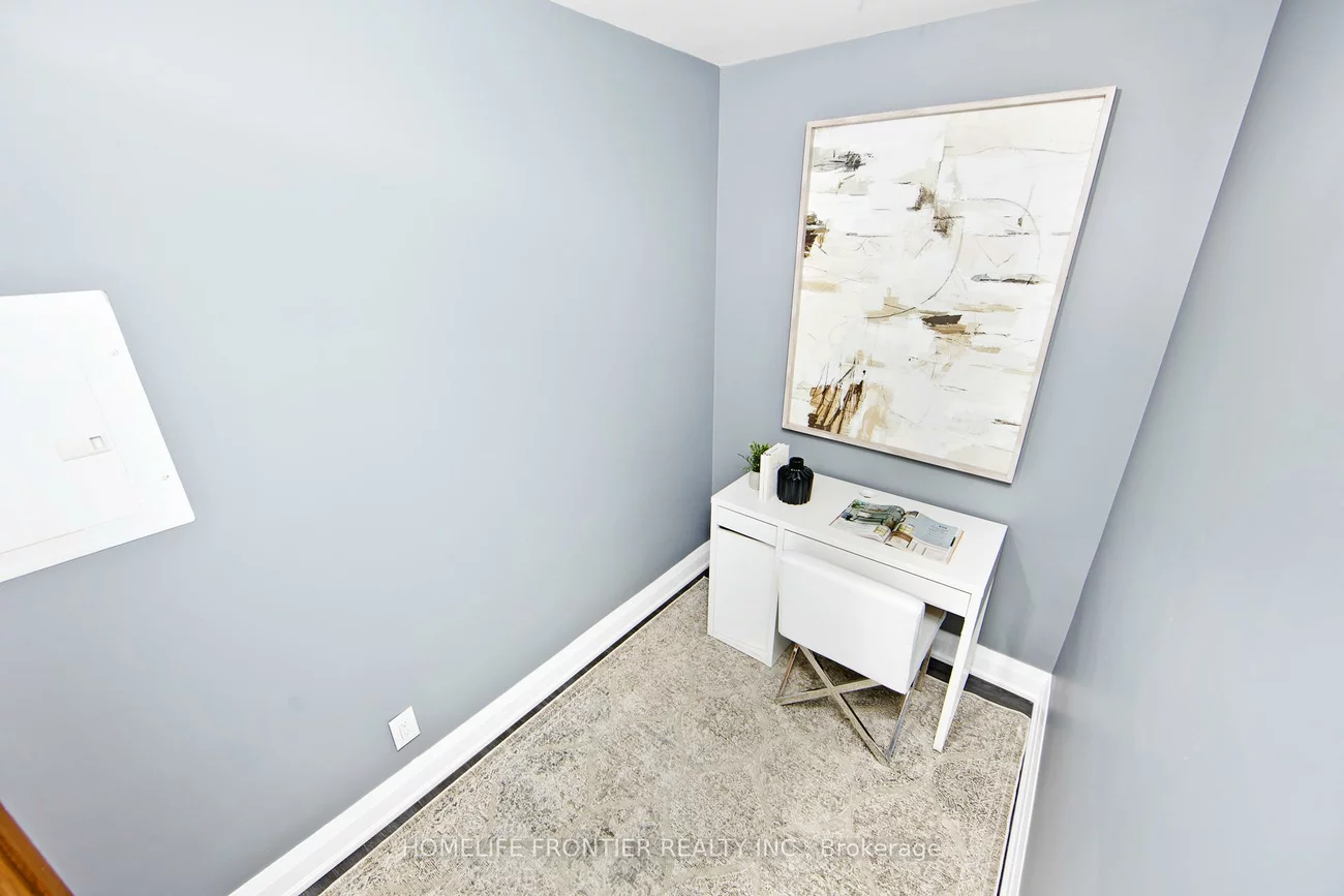 12, Woodstream, Vaughan Grove, Vaughan