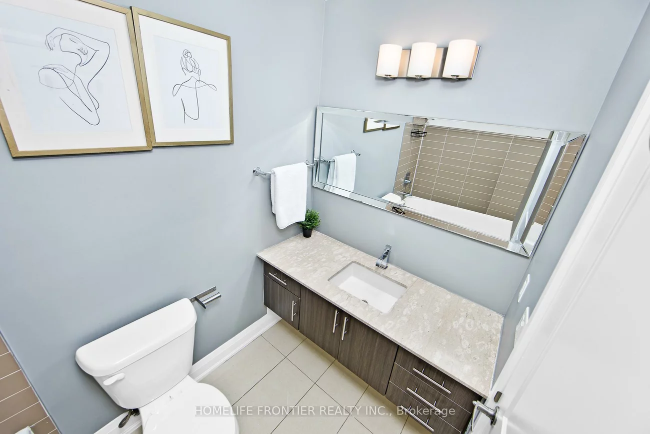 12, Woodstream, Vaughan Grove, Vaughan