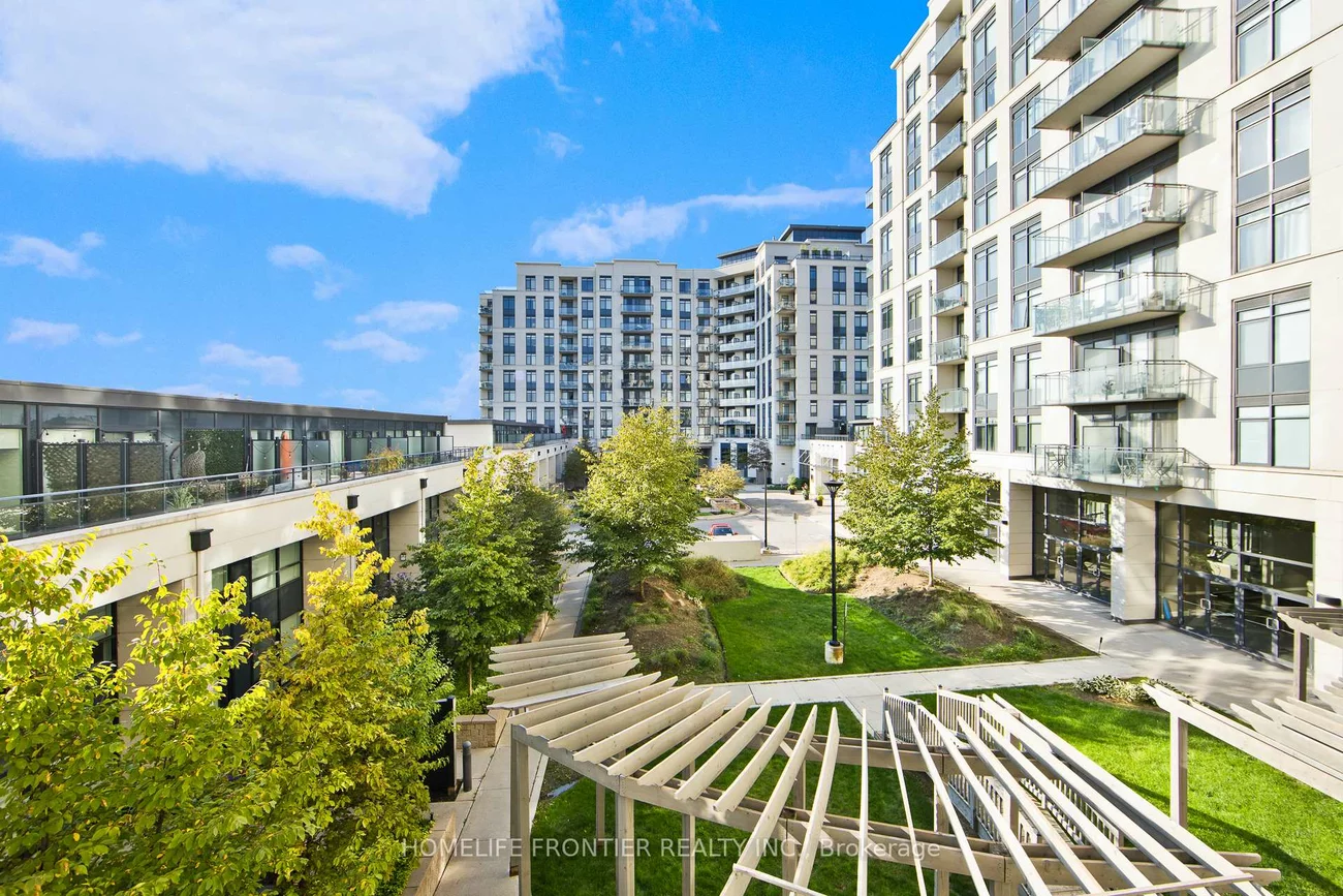 12, Woodstream, Vaughan Grove, Vaughan