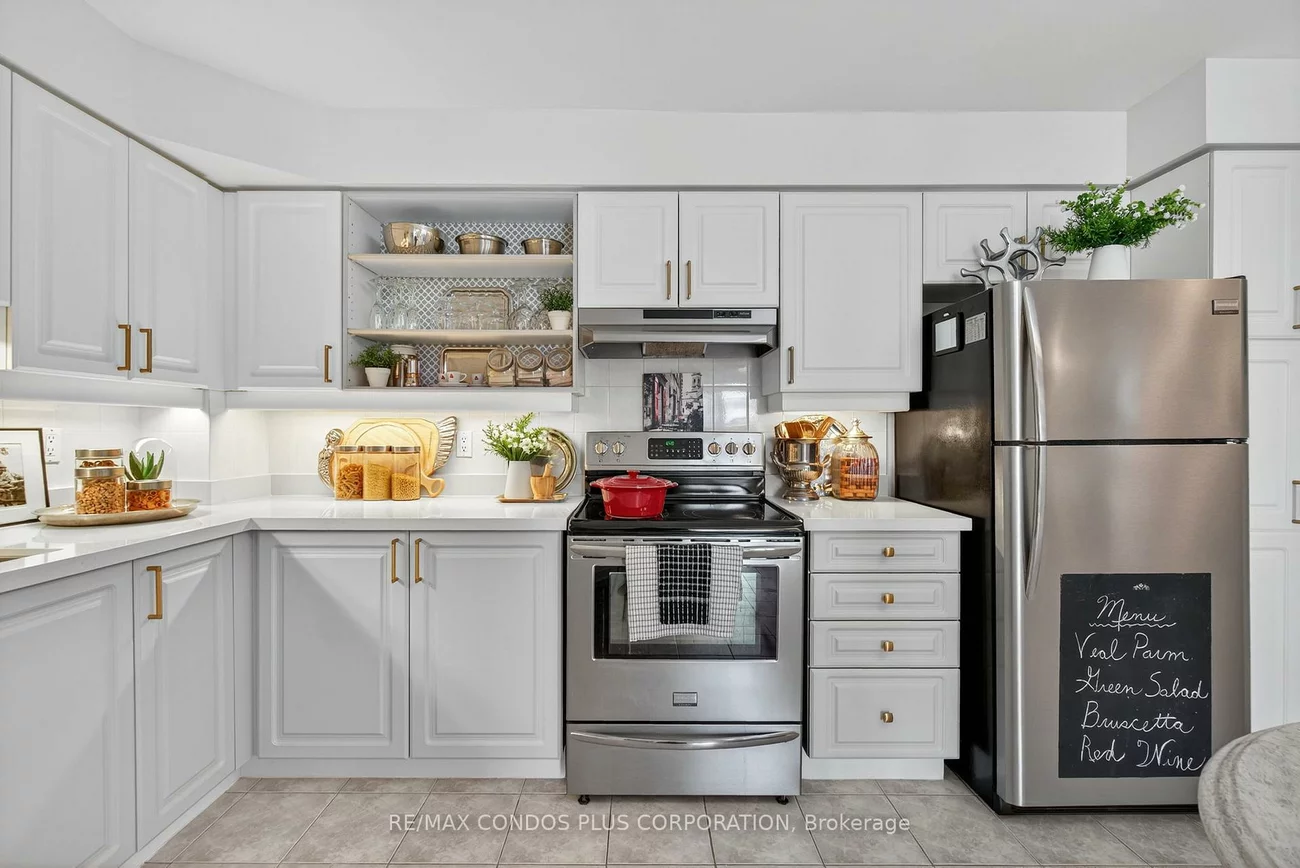 7373, MARTIN GROVE, Vaughan Grove, Vaughan