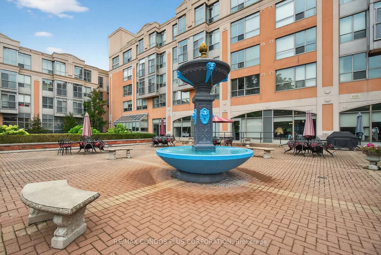 7373, MARTIN GROVE, Vaughan Grove, Vaughan