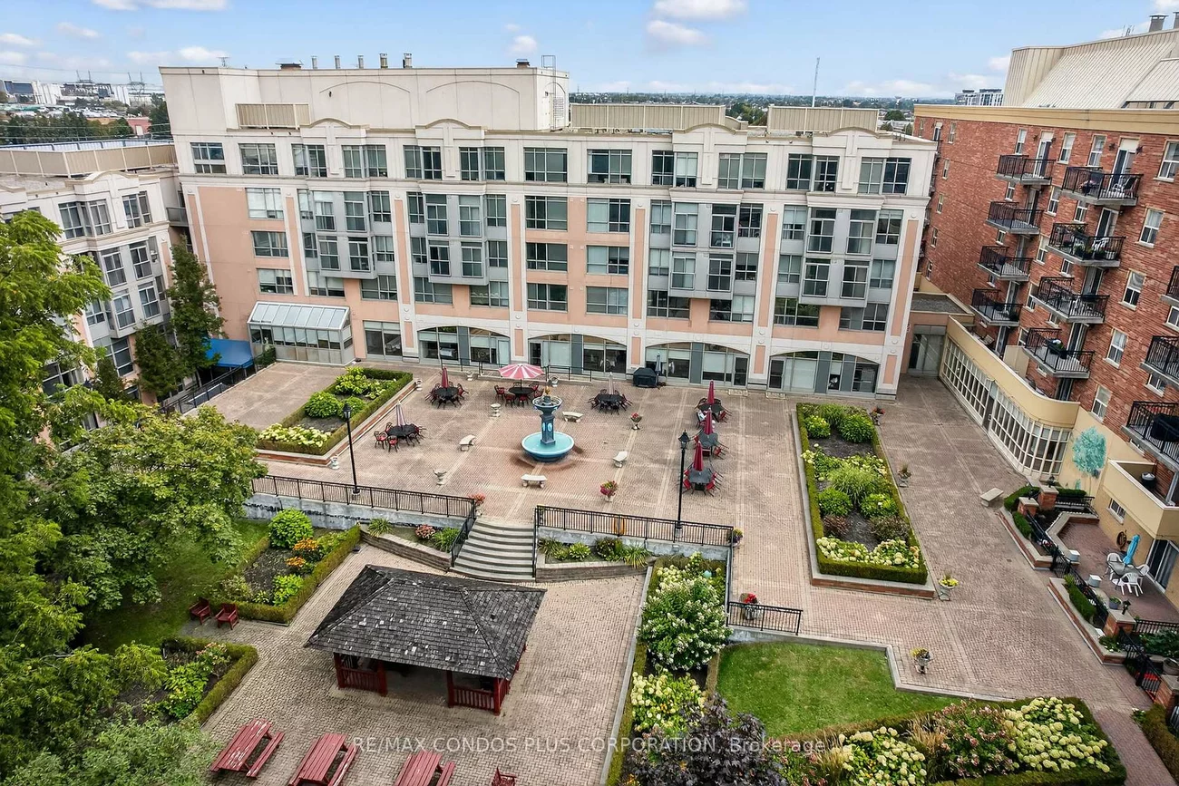 7373, MARTIN GROVE, Vaughan Grove, Vaughan