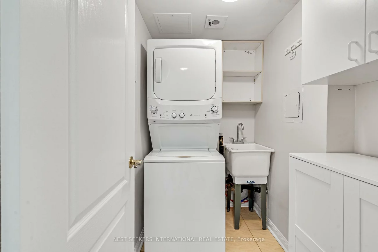 2502, Rutherford, Maple, Vaughan