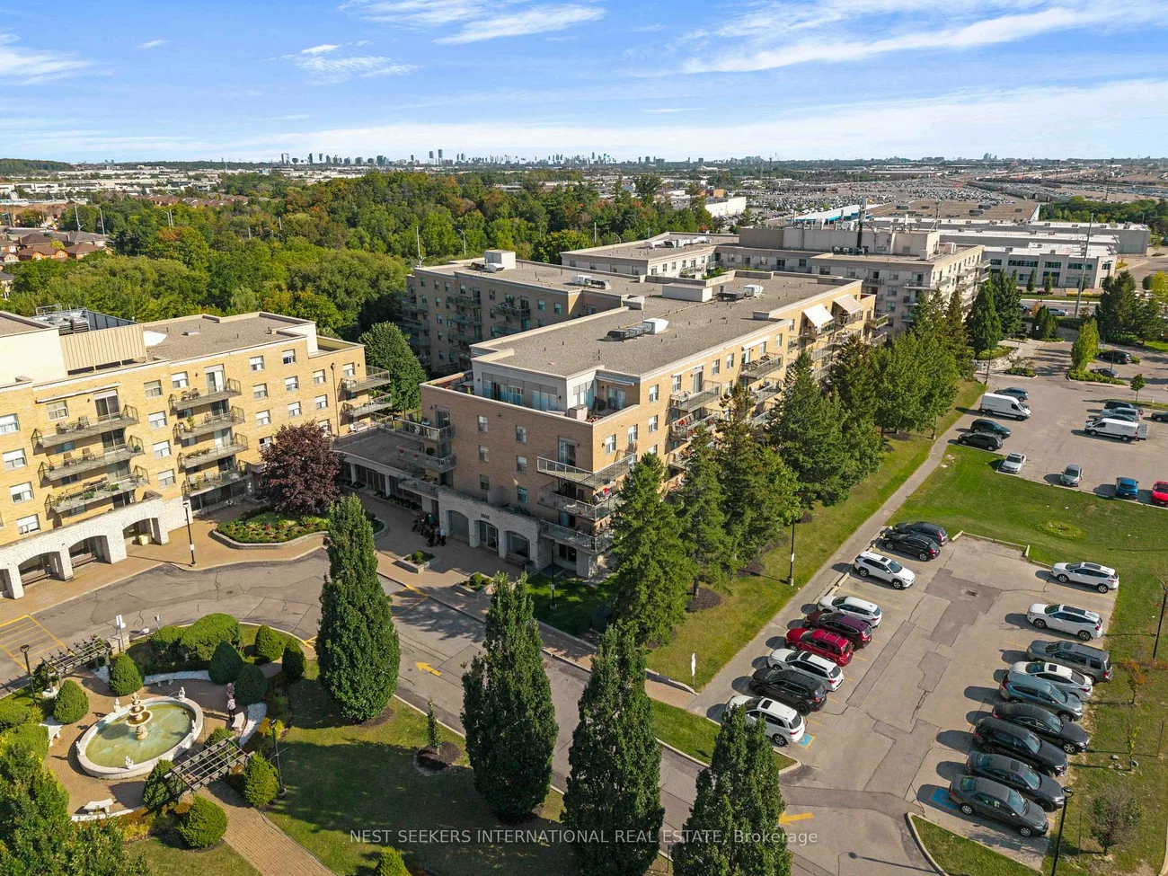 2502, Rutherford, Maple, Vaughan