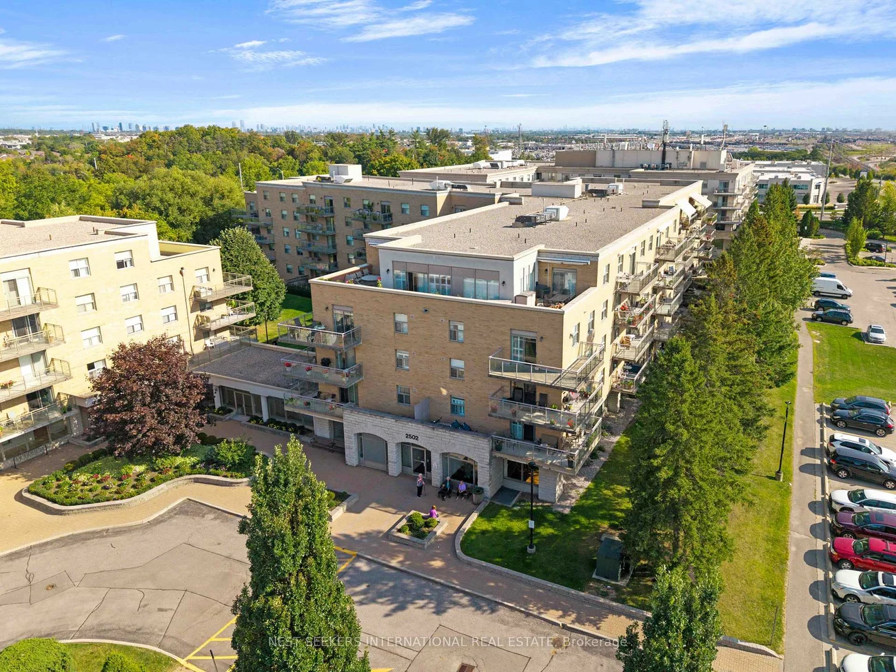 2502, Rutherford, Maple, Vaughan