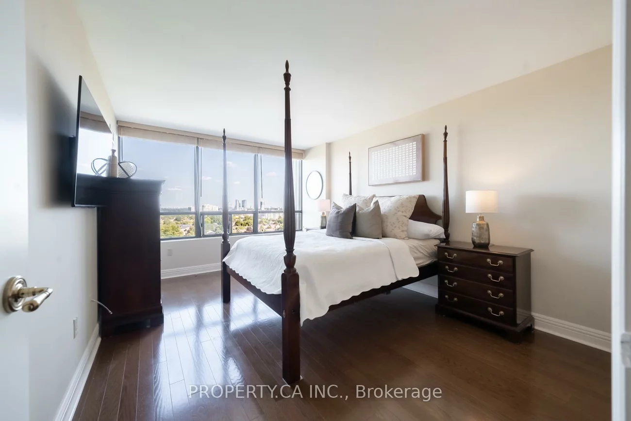 7460, Bathurst, Brownridge, Vaughan