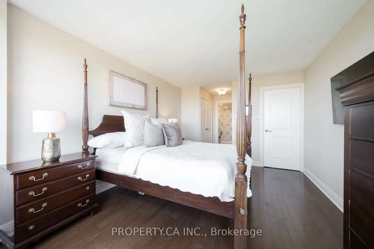 7460, Bathurst, Brownridge, Vaughan