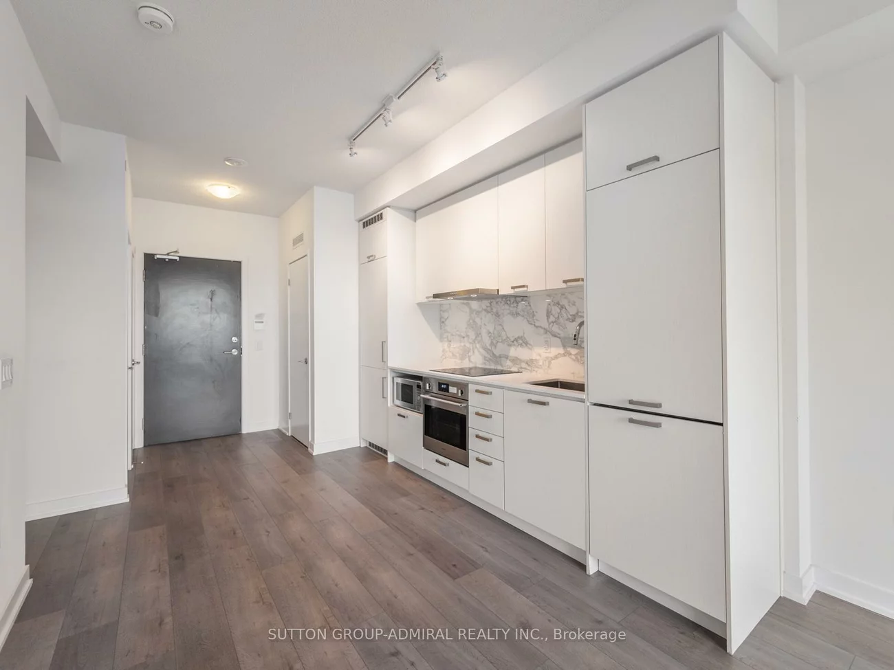 10, Honeycrisp, Vaughan Corporate Centre, Vaughan