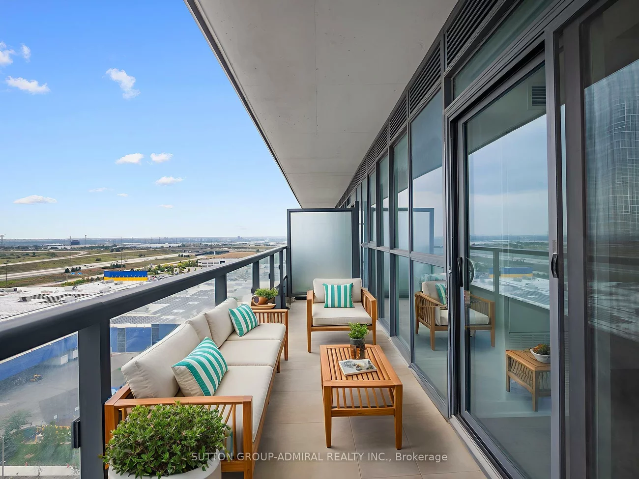 10, Honeycrisp, Vaughan Corporate Centre, Vaughan