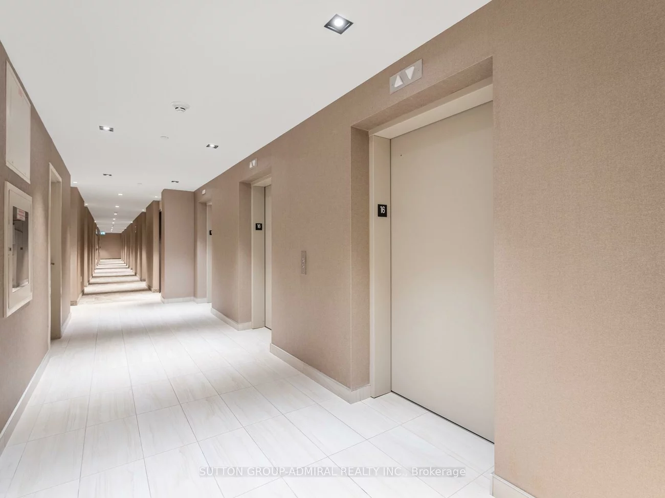 10, Honeycrisp, Vaughan Corporate Centre, Vaughan