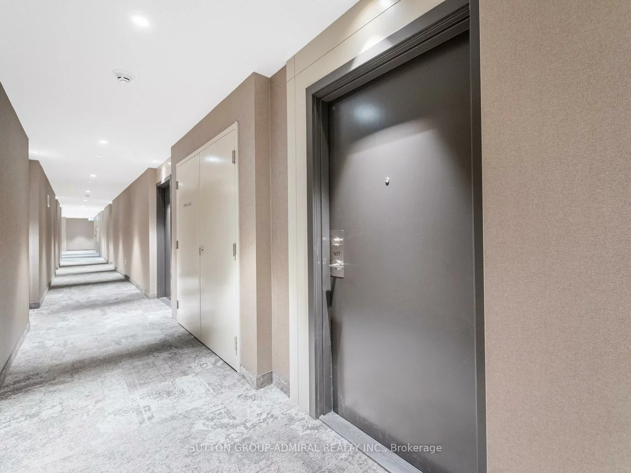 10, Honeycrisp, Vaughan Corporate Centre, Vaughan