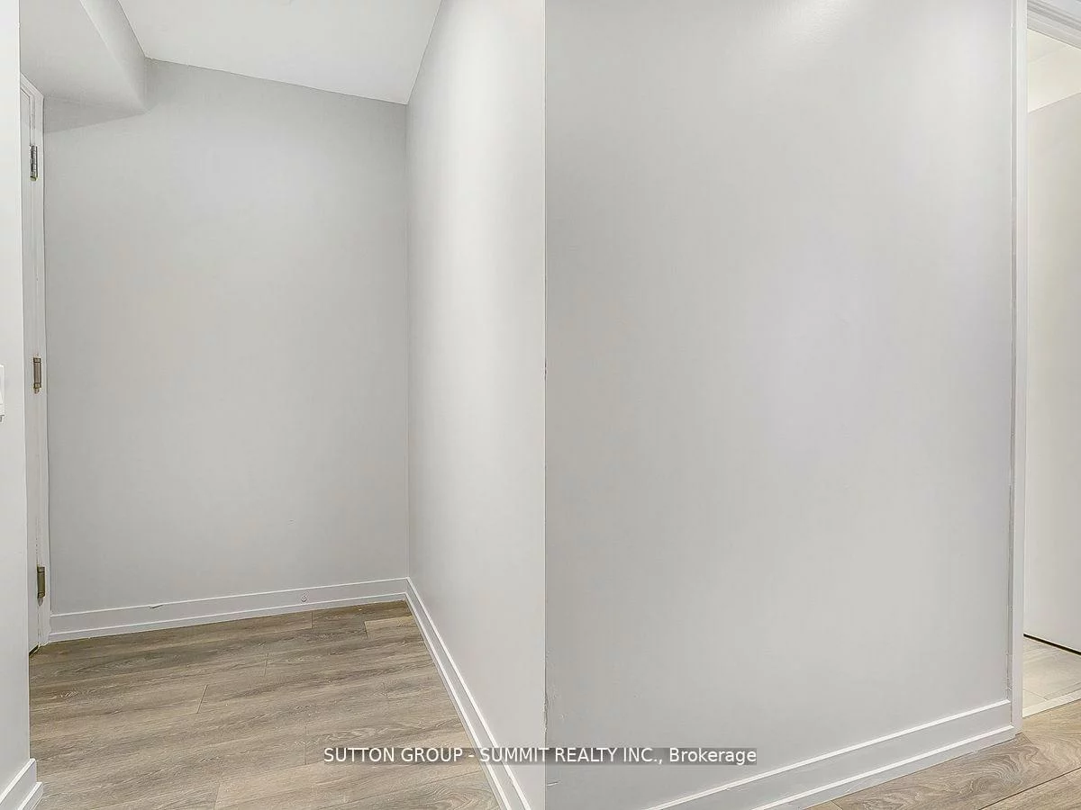 950, Portage, Vaughan Corporate Centre, Vaughan