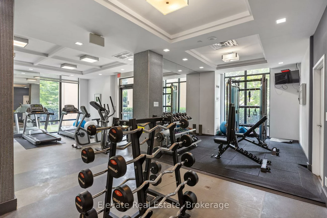 520, Steeles, Crestwood-Springfarm-Yorkhill, Vaughan