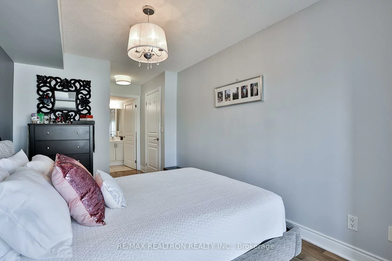 7, North Park, Beverley Glen, Vaughan