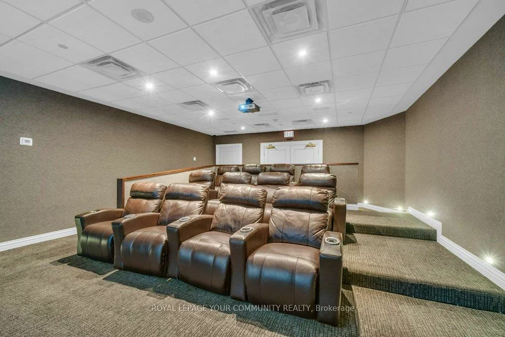 9235, Jane, Maple, Vaughan